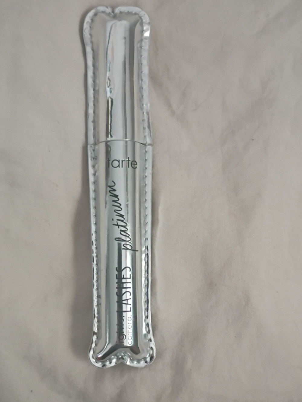 tarte Platinum Lash Mascara Tube in silver